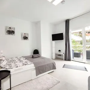 Fantastico With Balcony, Terrace, Air Conditioning And Free Parking, Ideal For Couples And Solo Travelers Puerto de la Cruz (Tenerife)